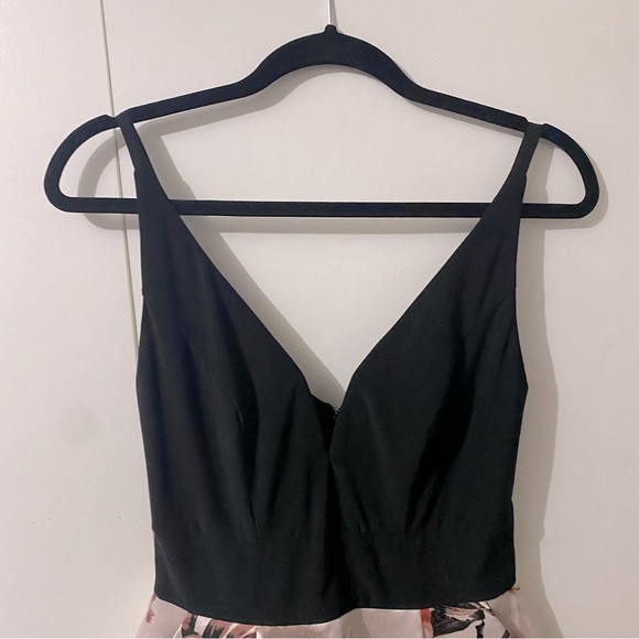 Floral dress - Picture 3 of 6